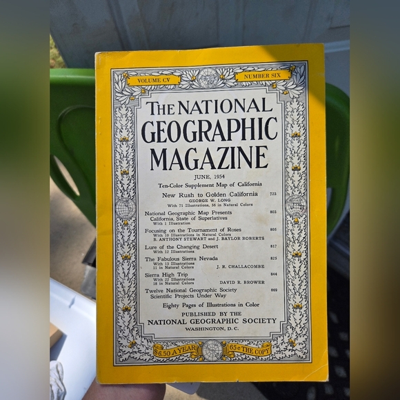 1954 National Geographic Magazine Volume 6 Featuring Sierra Nevadas - Picture 1 of 9